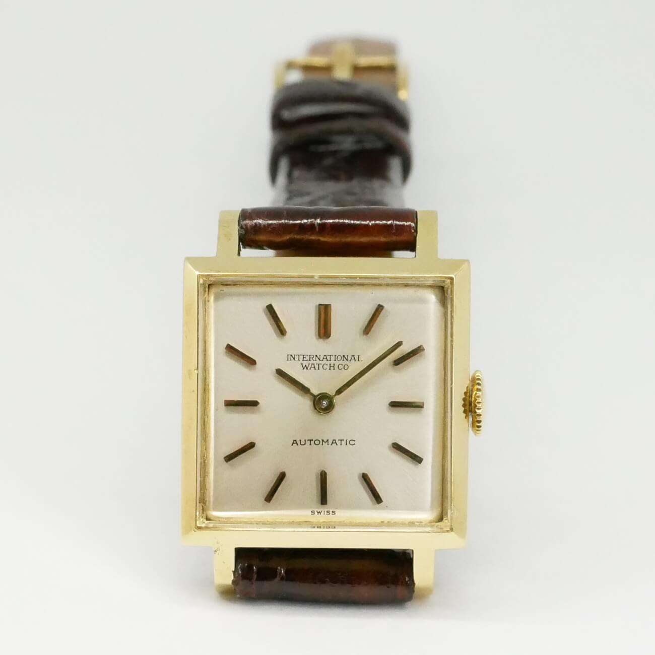 IWC RECTANGLE MODEL