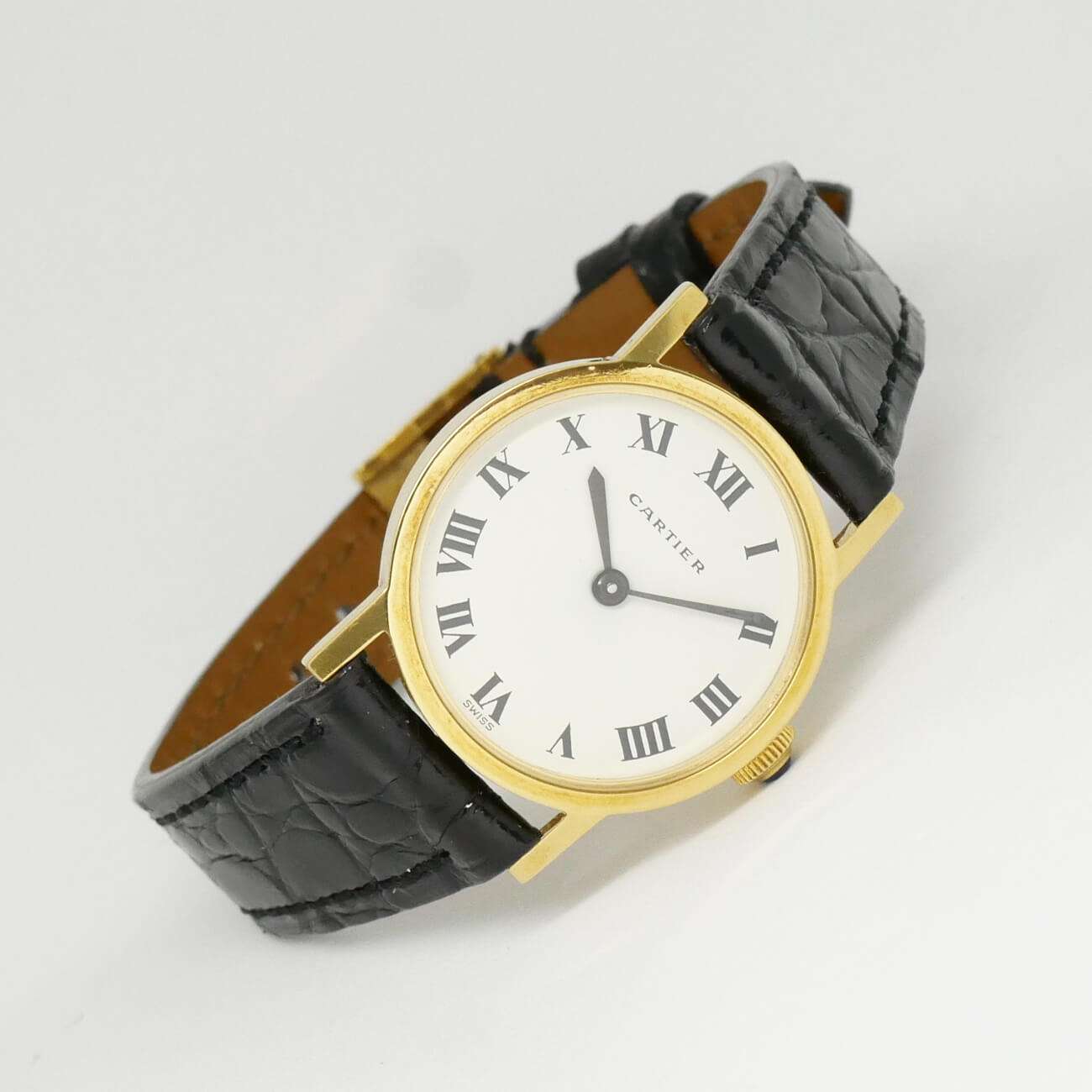 CARTIER ROUND MODEL