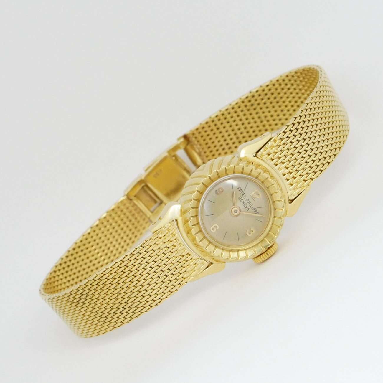PATEK PHILIPPE ROUND MODEL