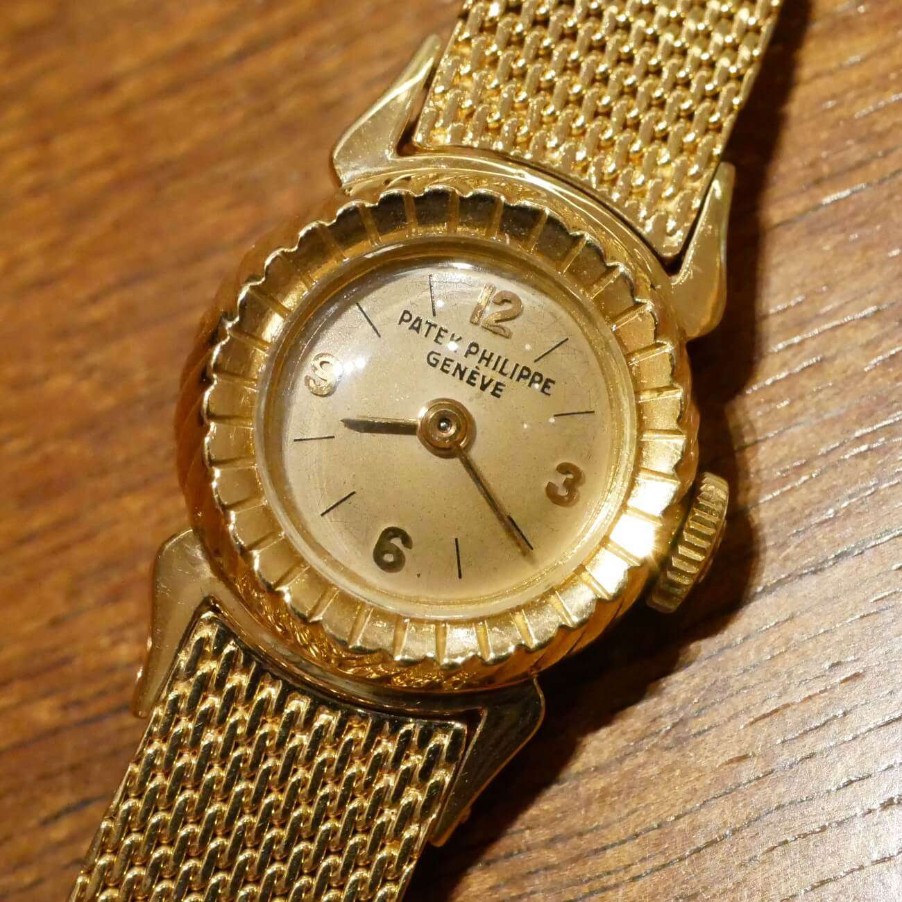 PATEK PHILIPPE ROUND MODEL