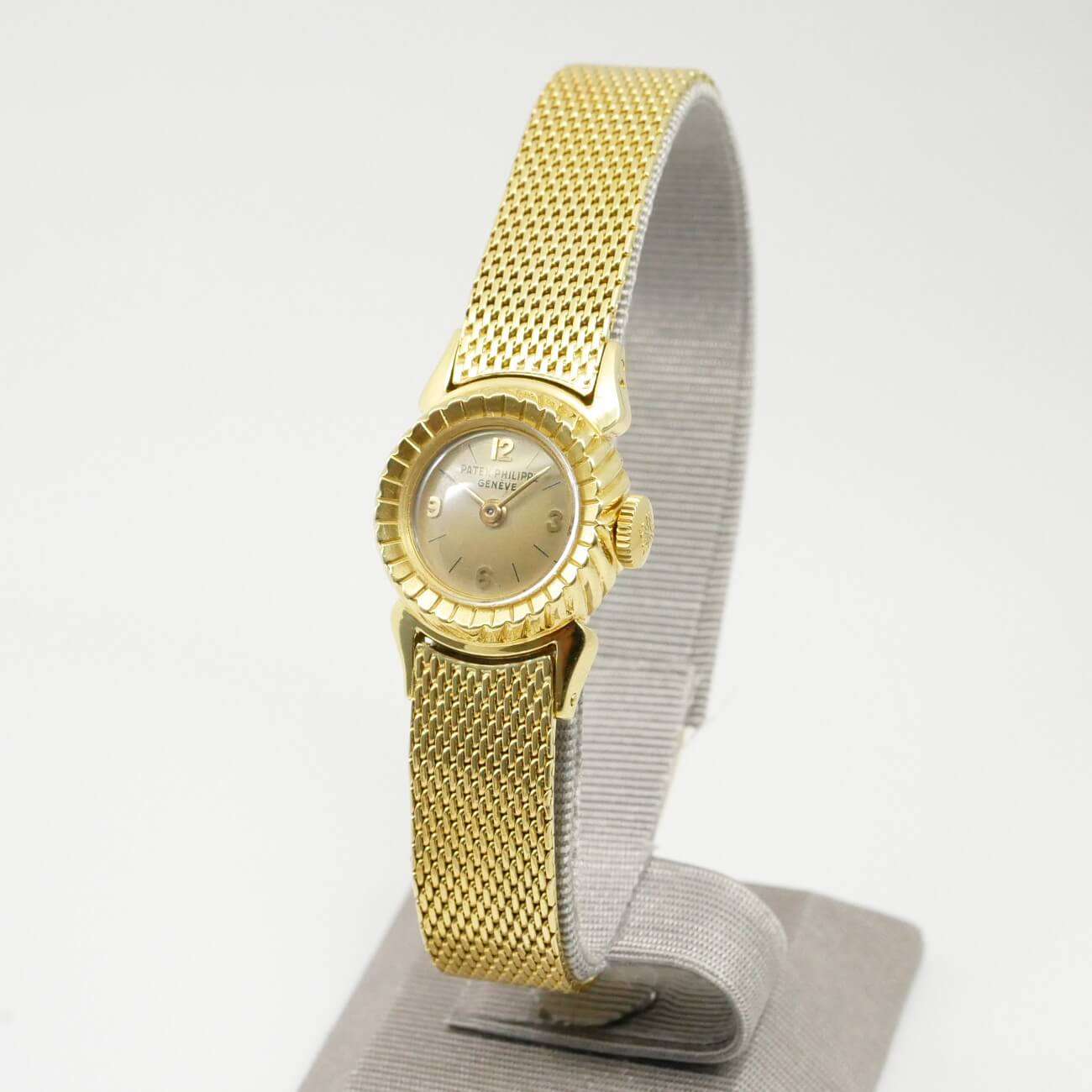 PATEK PHILIPPE ROUND MODEL