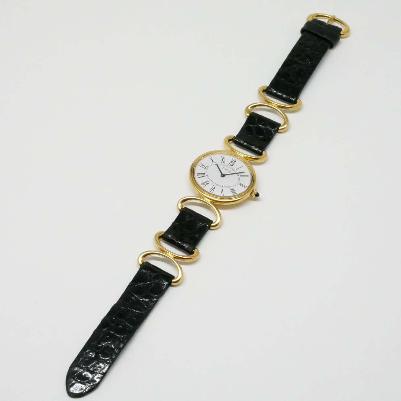 PIAGET ROUND  MODEL