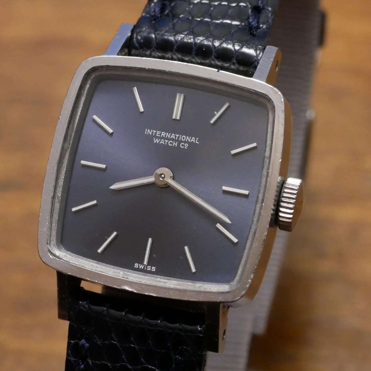 IWC RECTANGLE MODEL