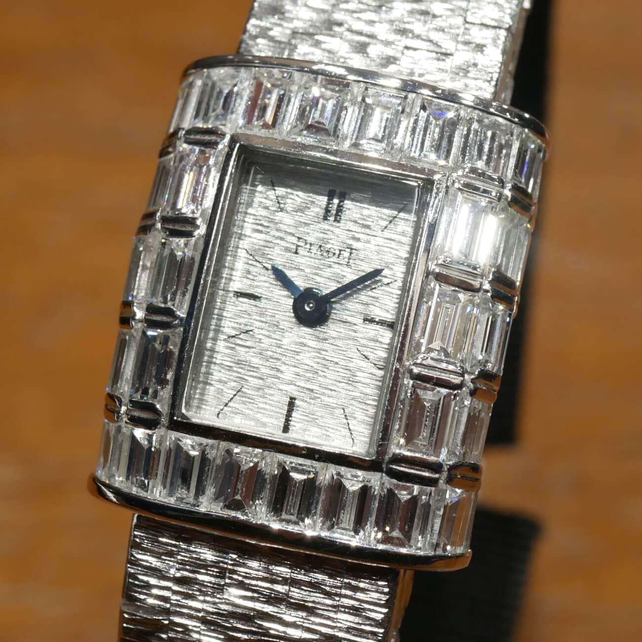 PIAGET BACK WIND 