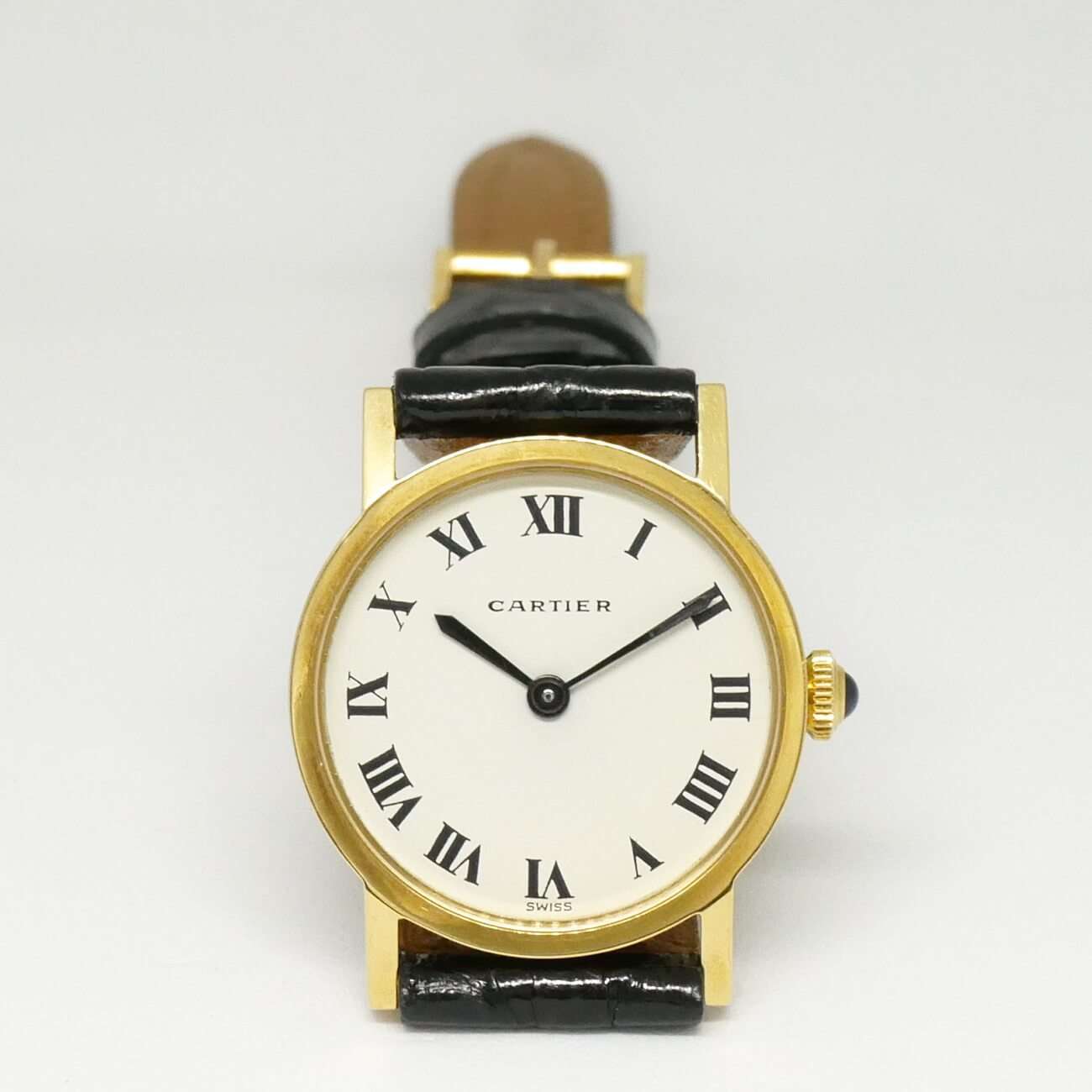 CARTIER ROUND MODEL