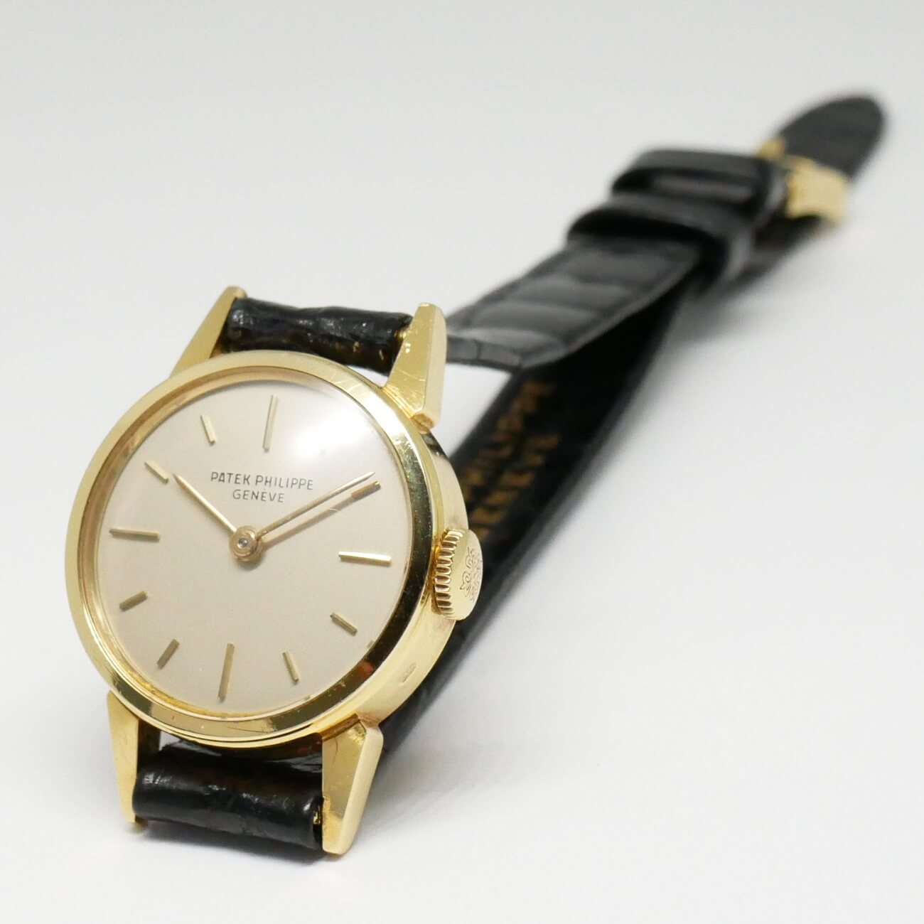 PATEK PHILIPPE ROUND MODEL