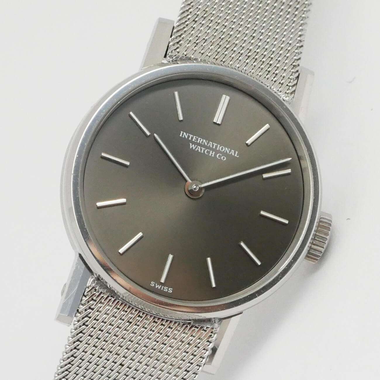 IWC ROUND MODEL