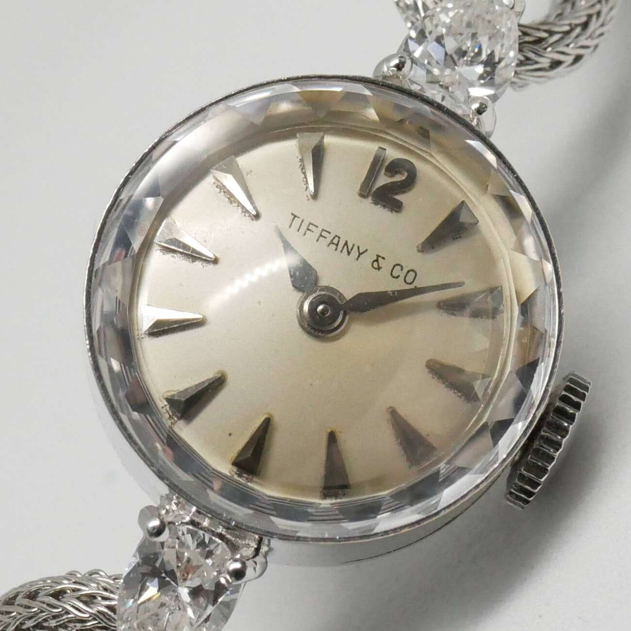 TIFFANY&CO. ROUND MODEL