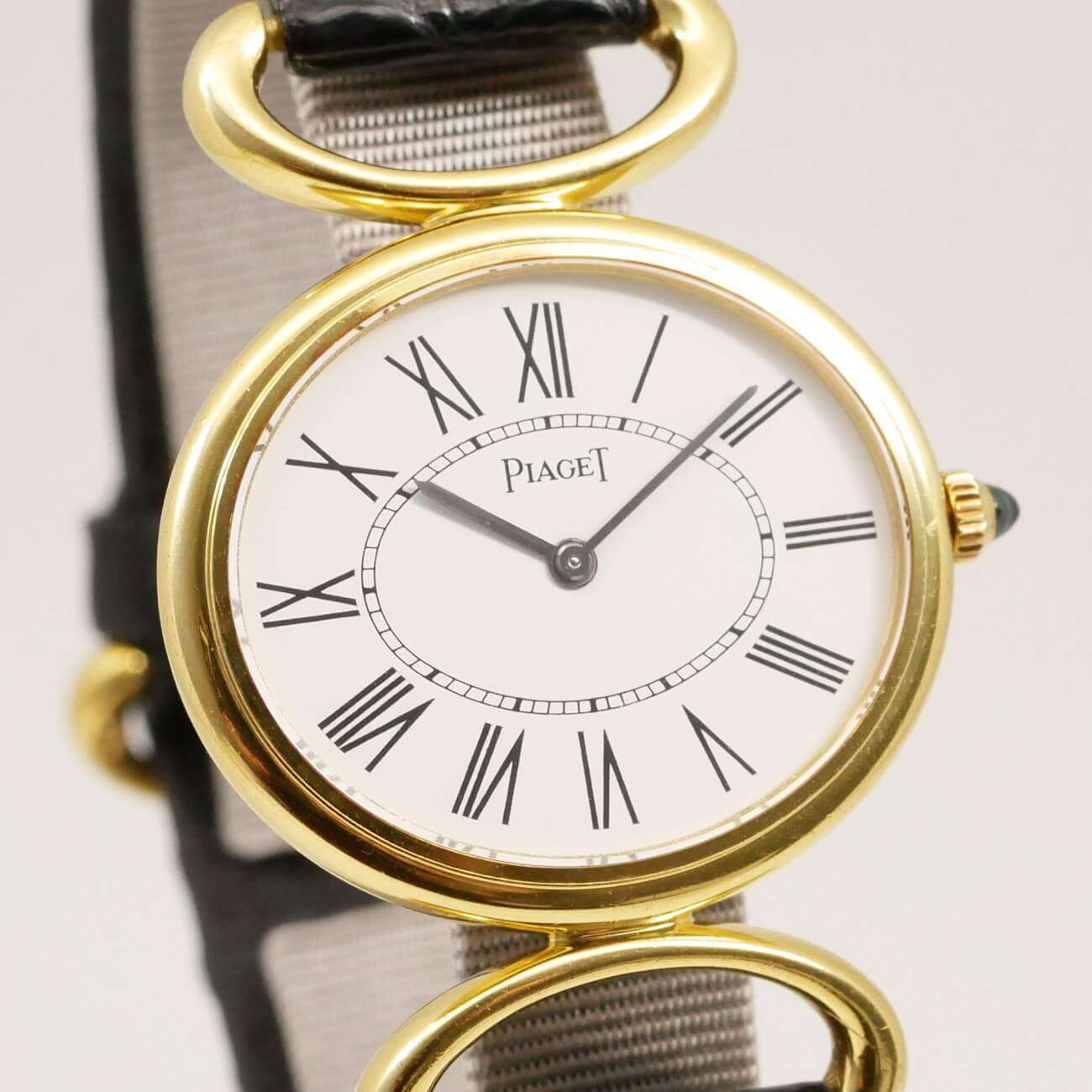 PIAGET ROUND  MODEL