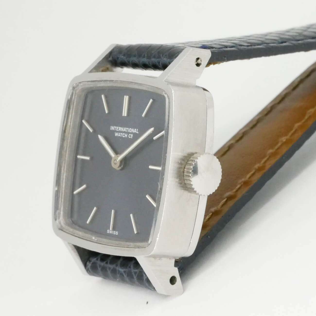 IWC RECTANGLE MODEL