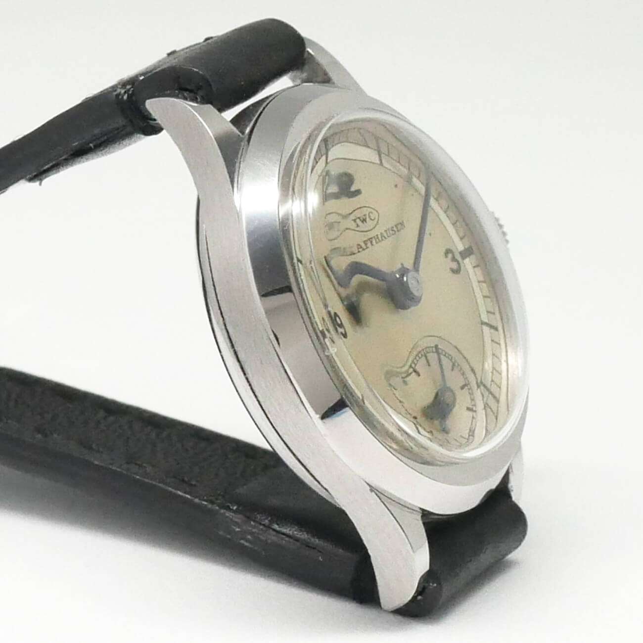 IWC ROUND MODEL