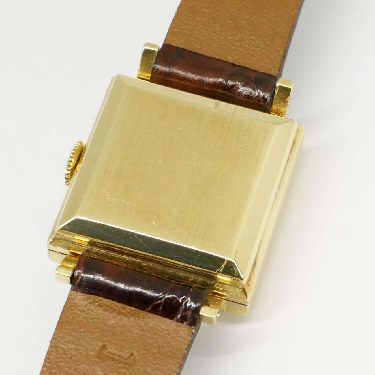 IWC RECTANGLE MODEL