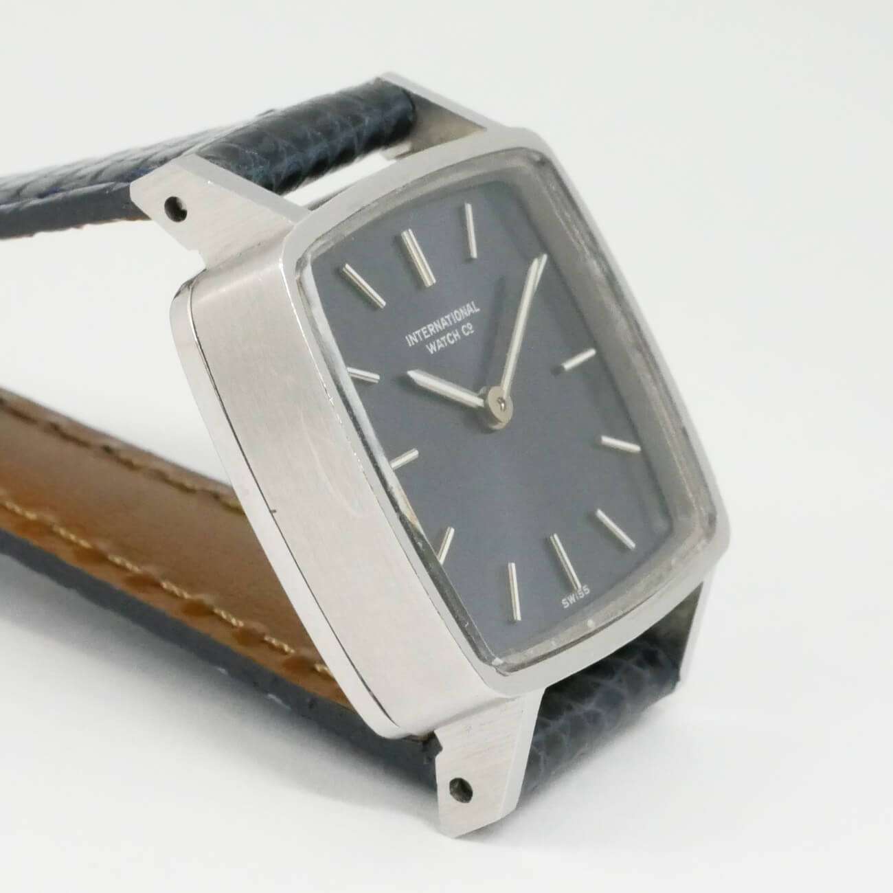 IWC RECTANGLE MODEL