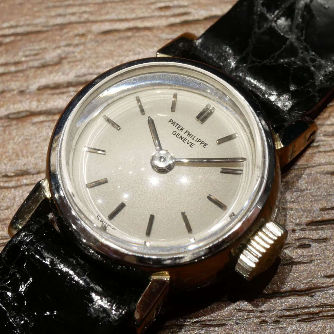 PATEK PHILIPPE ROUND MODEL