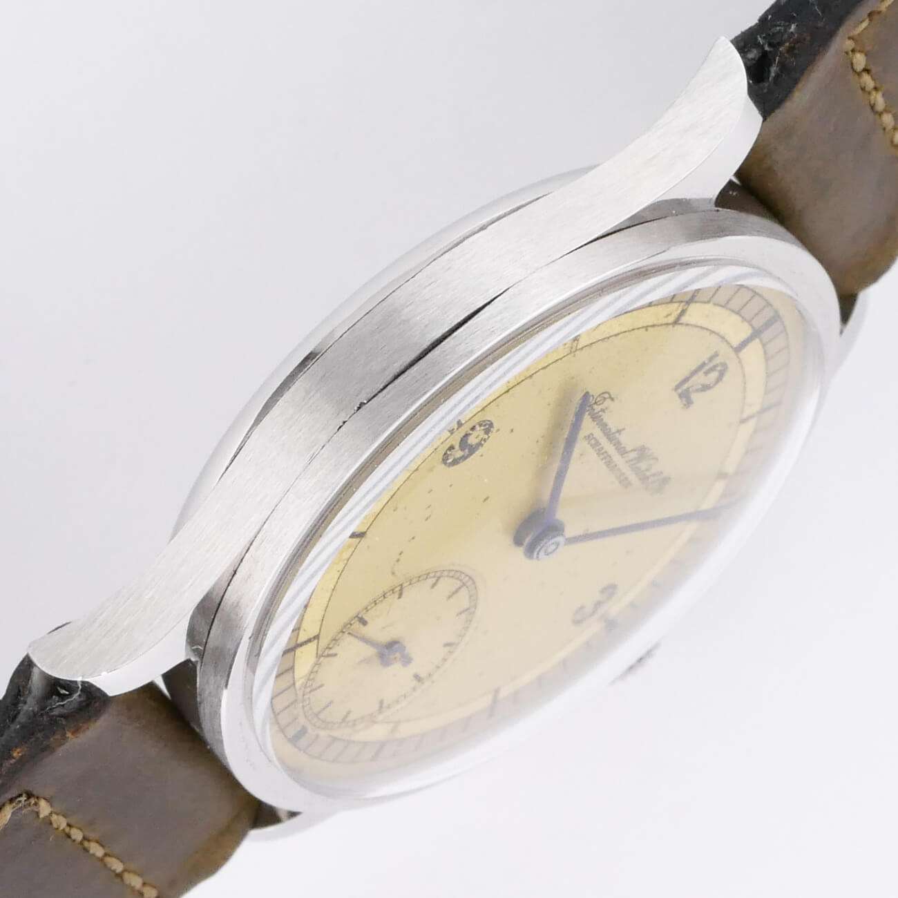 IWC ROUND MODEL