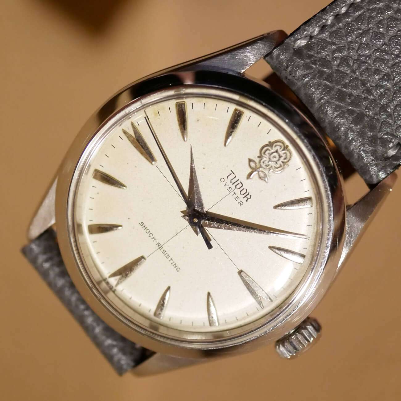 TUDOR OYSTER