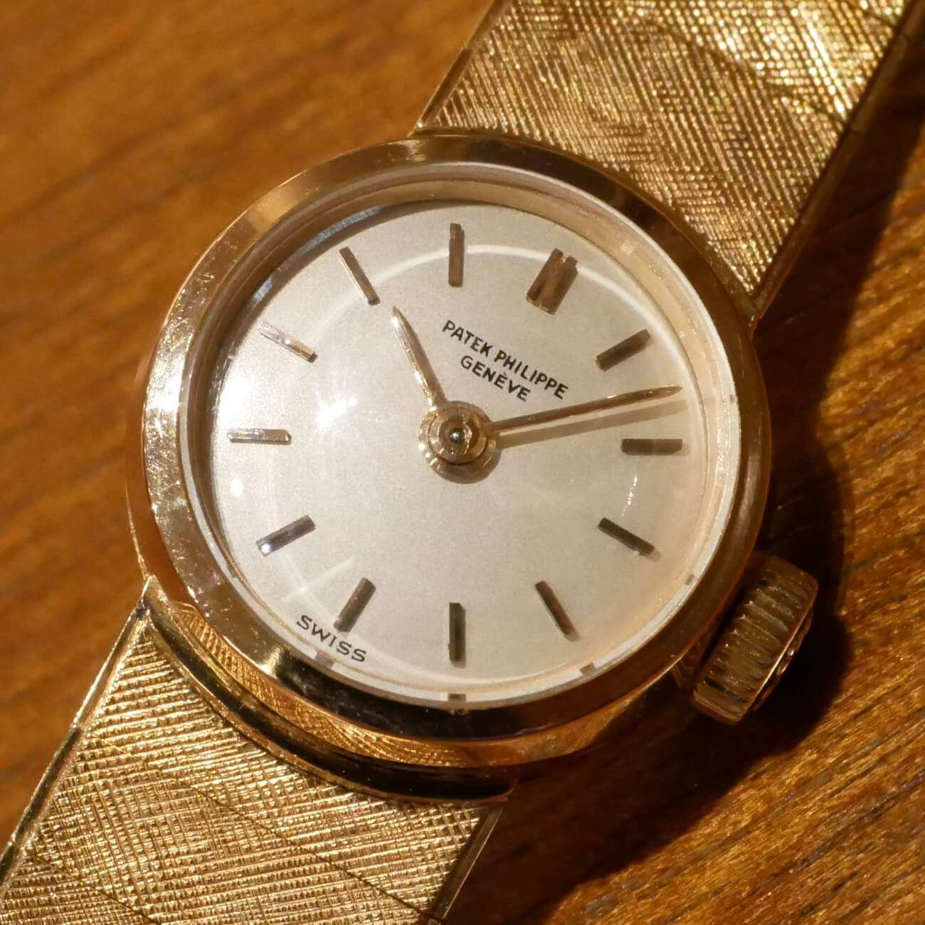 PATEK PHILIPPE ROUND MODEL