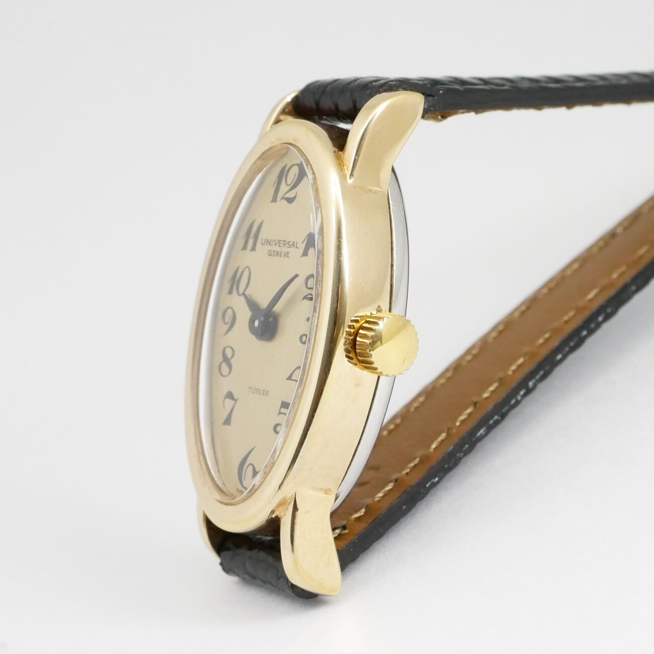ユニバーサル・ジュネーブ UNIVERSAL GENEVE 上品でお洒落な