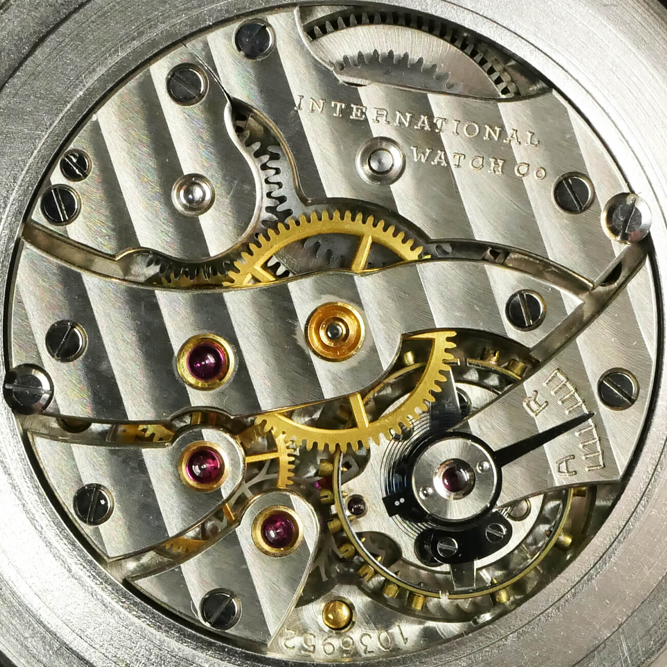IWC ROUND MODEL