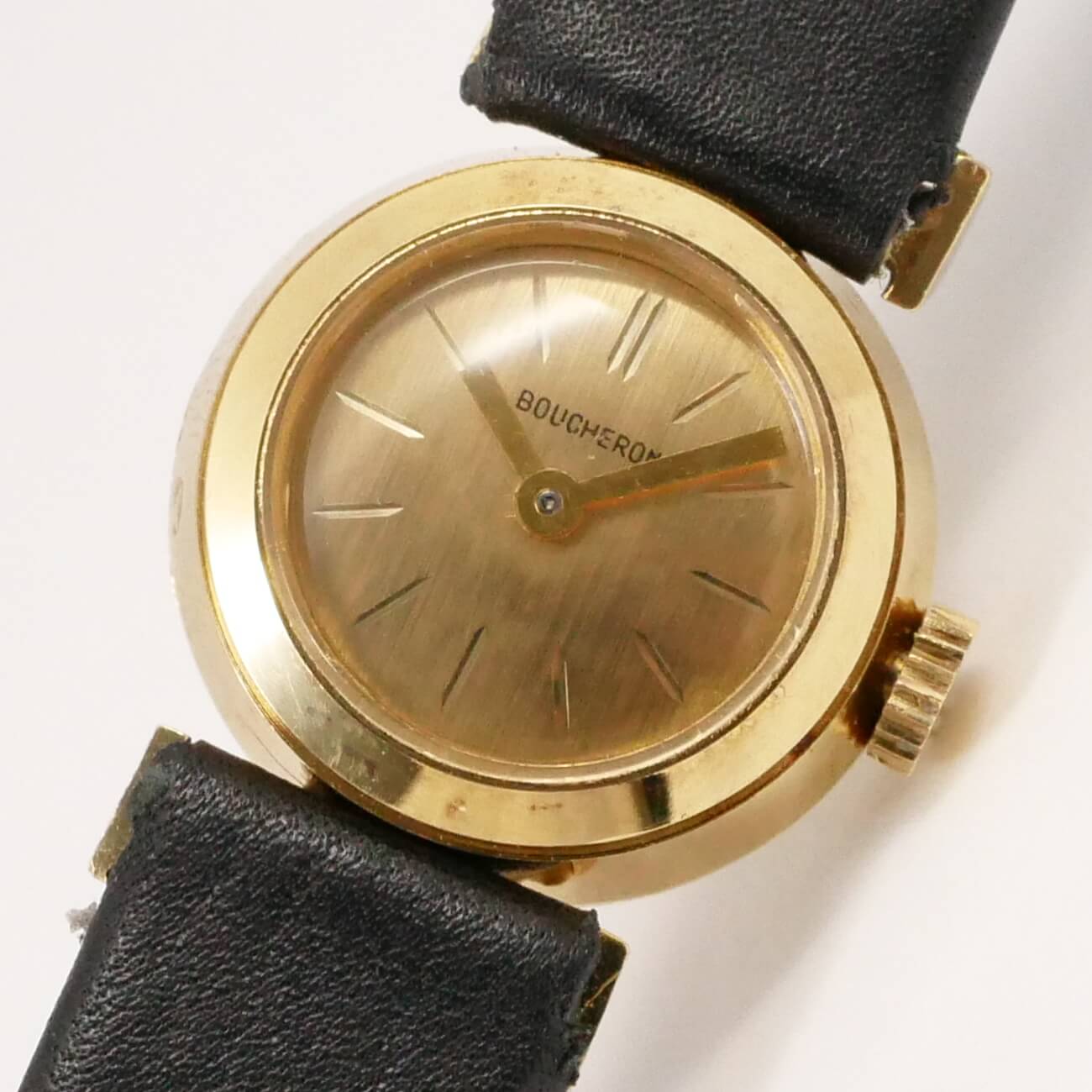 BOUCHERON ROUND MODEL