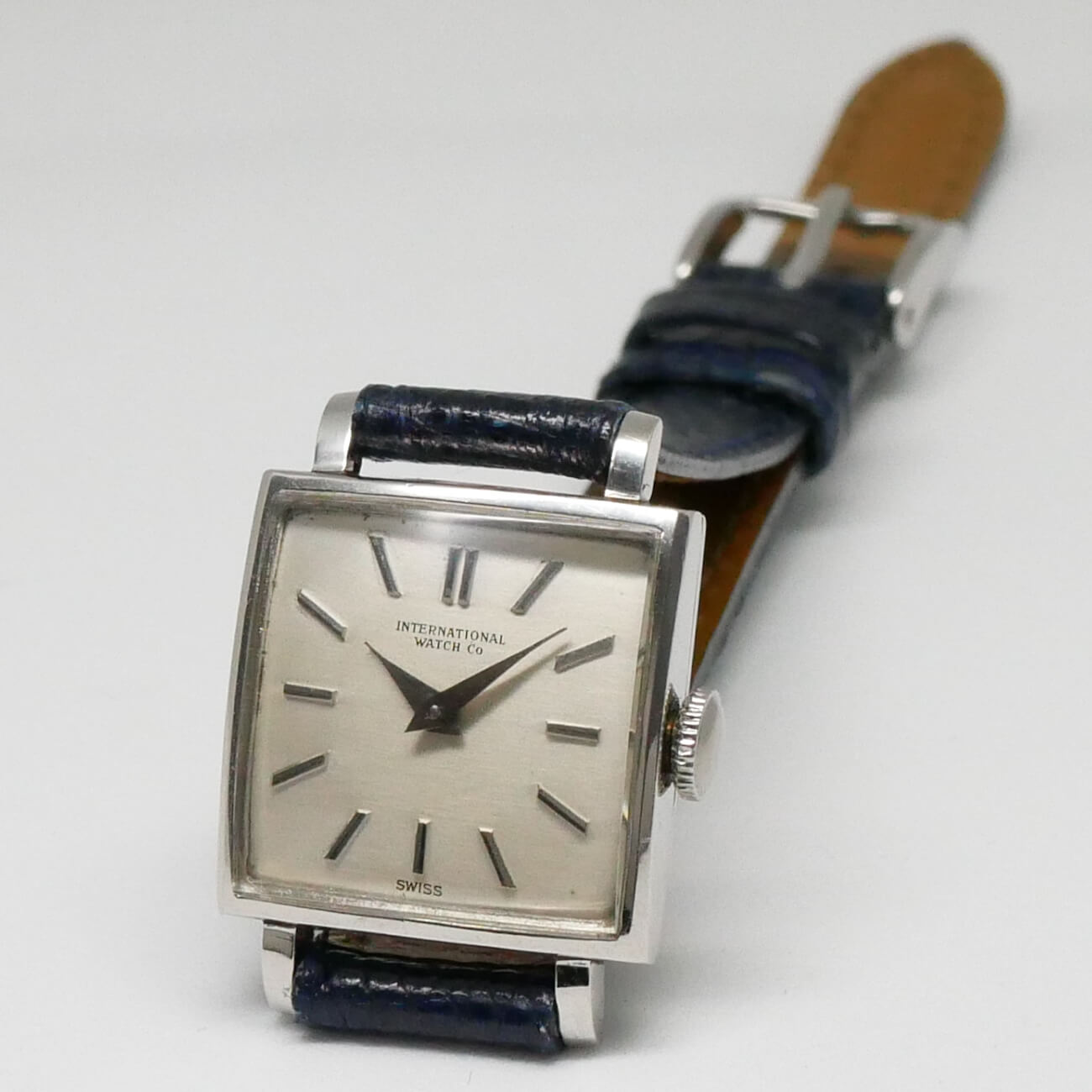 IWC RECTANGLE MODEL