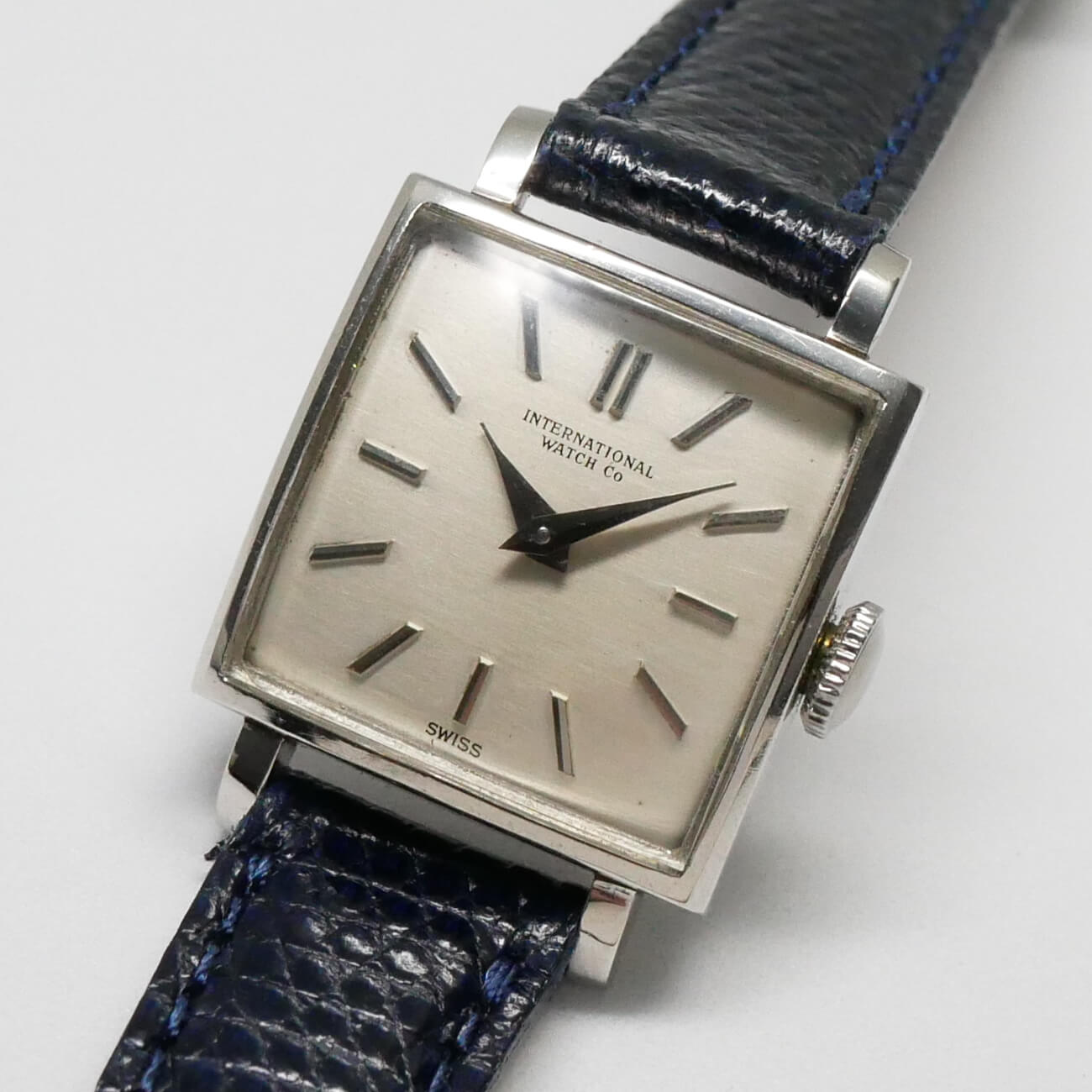 IWC RECTANGLE MODEL