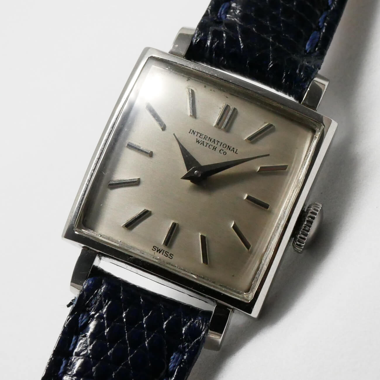 IWC RECTANGLE MODEL