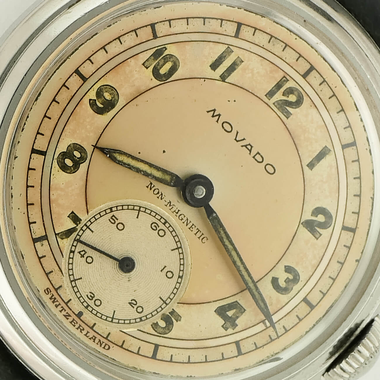 MOVADO ROUND MODEL