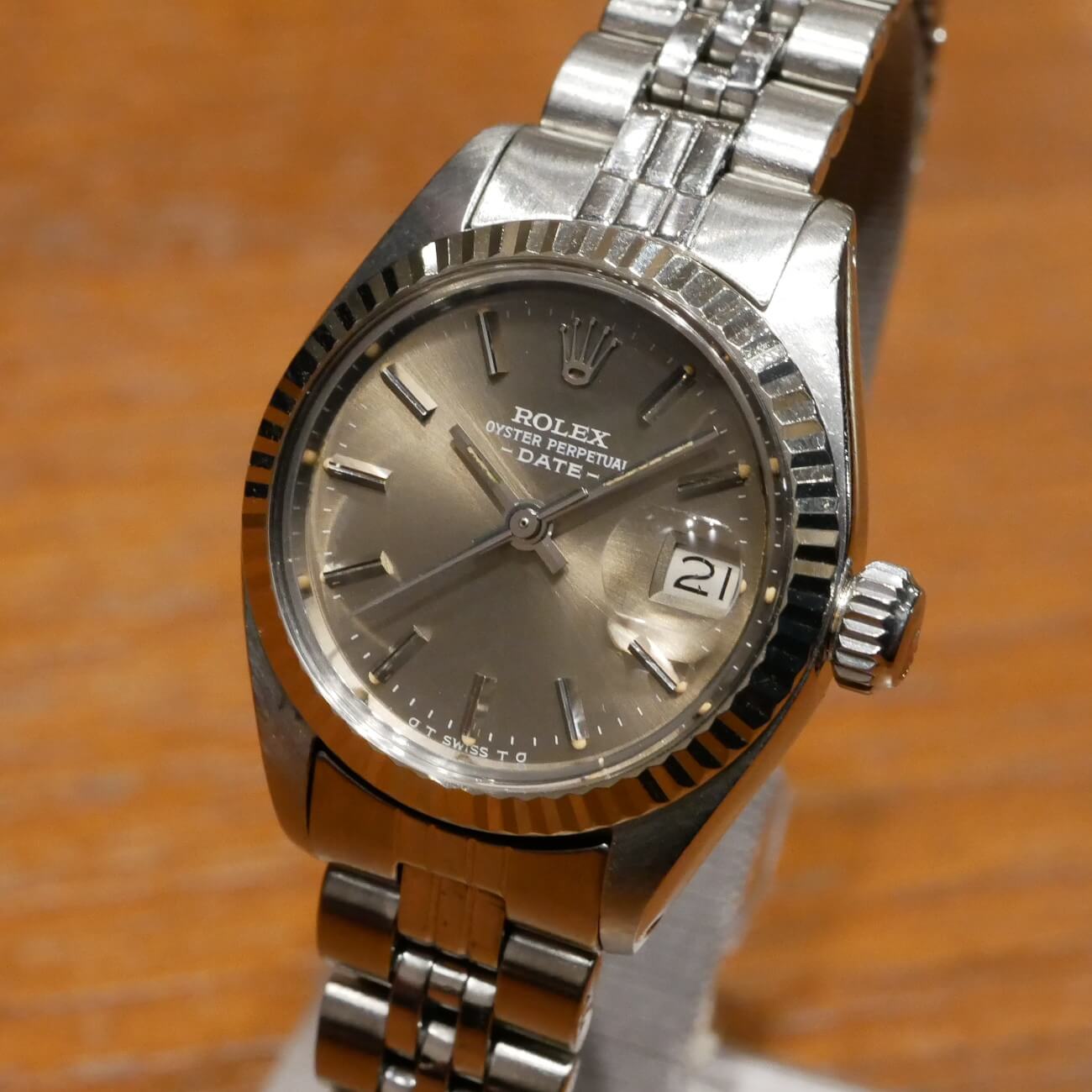 ROLEX OYSTER PERPETUAL DATE