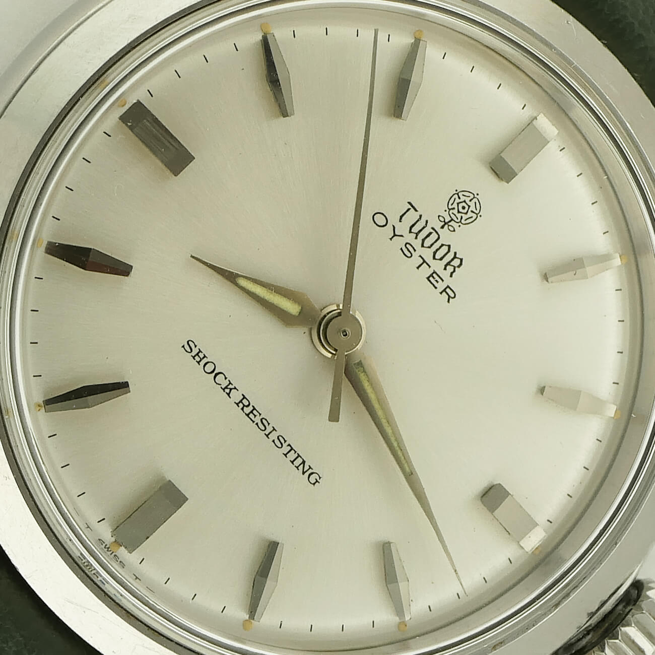TUDOR OYSTER