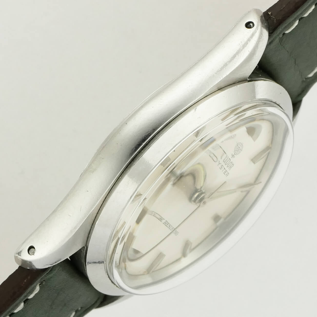 TUDOR OYSTER