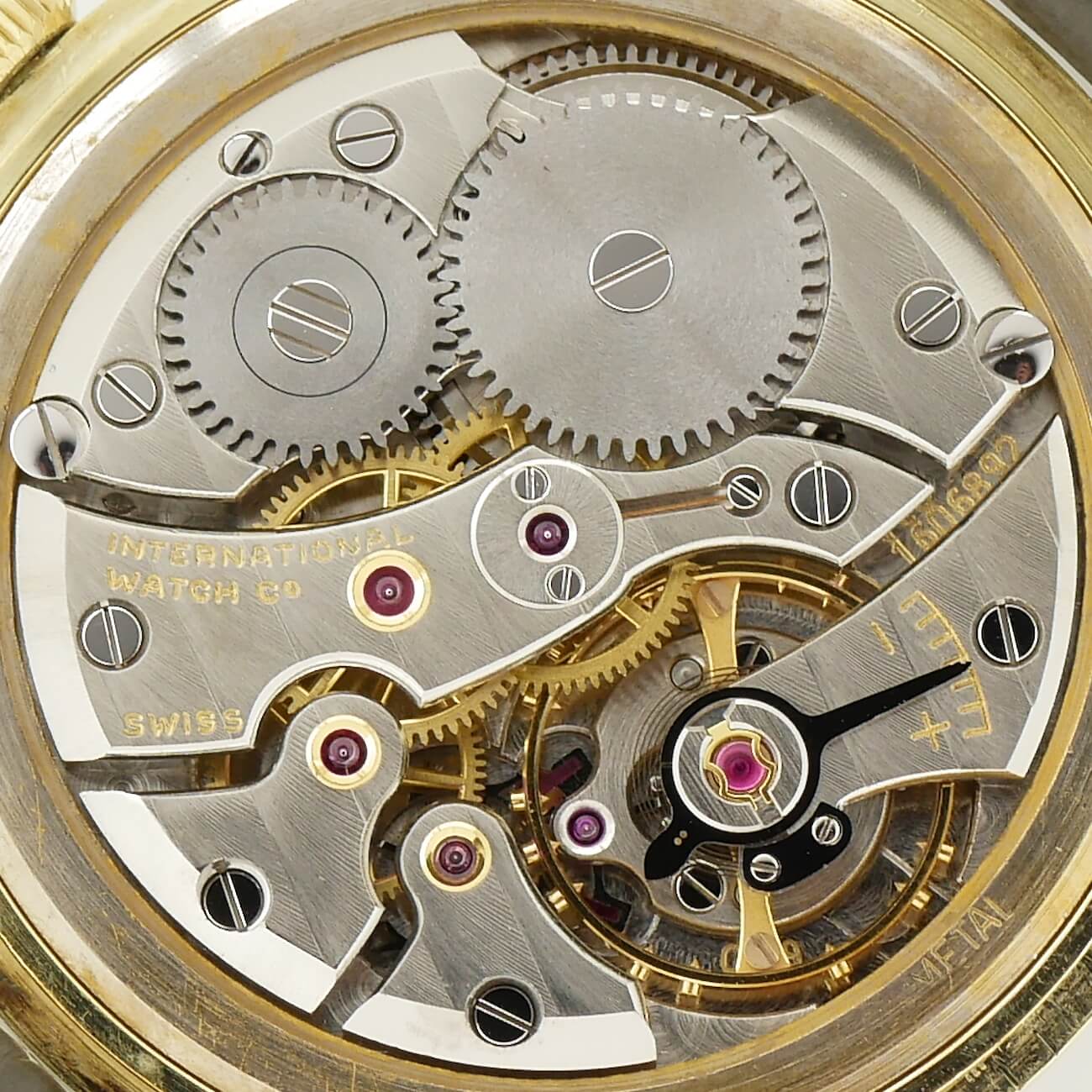 IWC ROUND MODEL