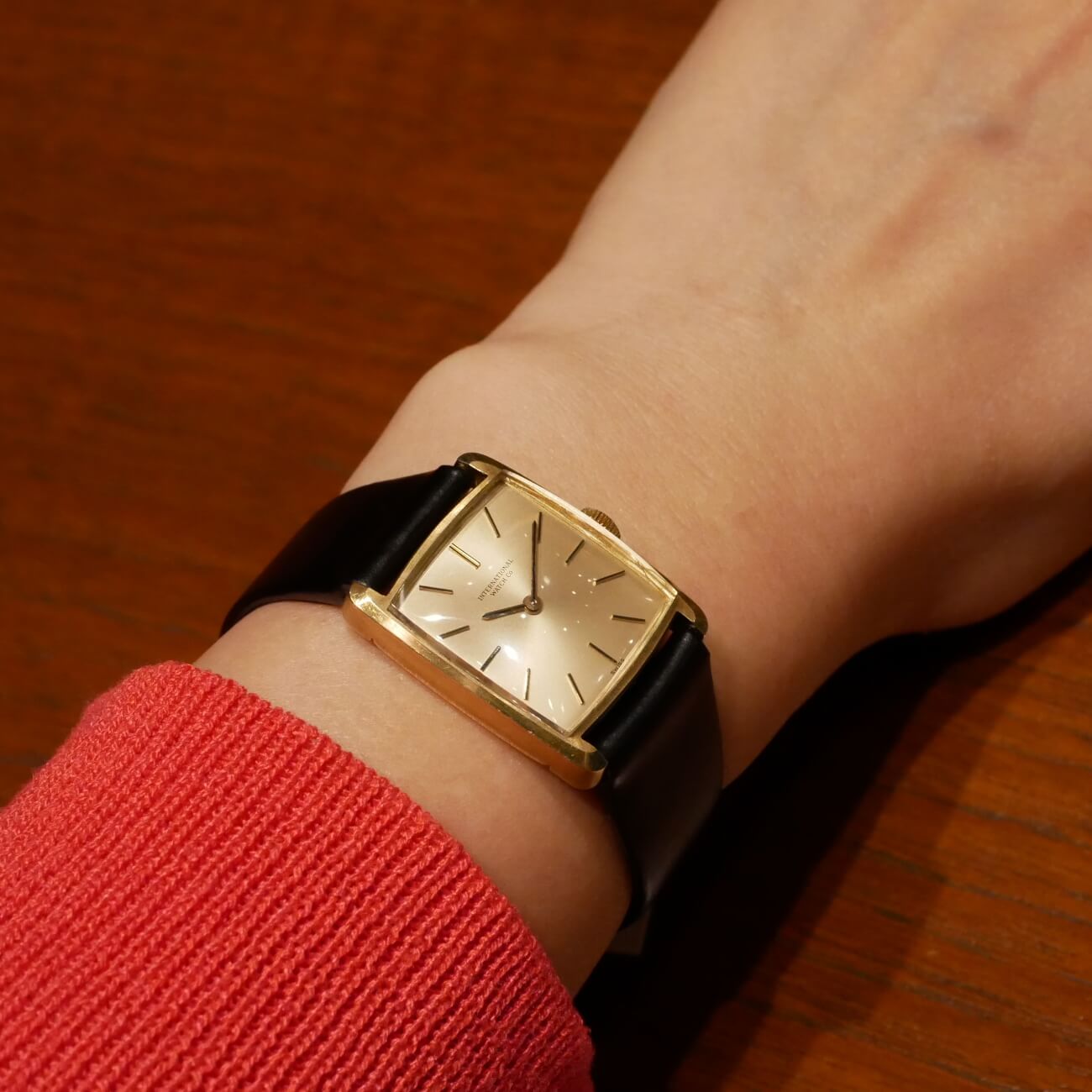 IWC RECTANGLE MODEL