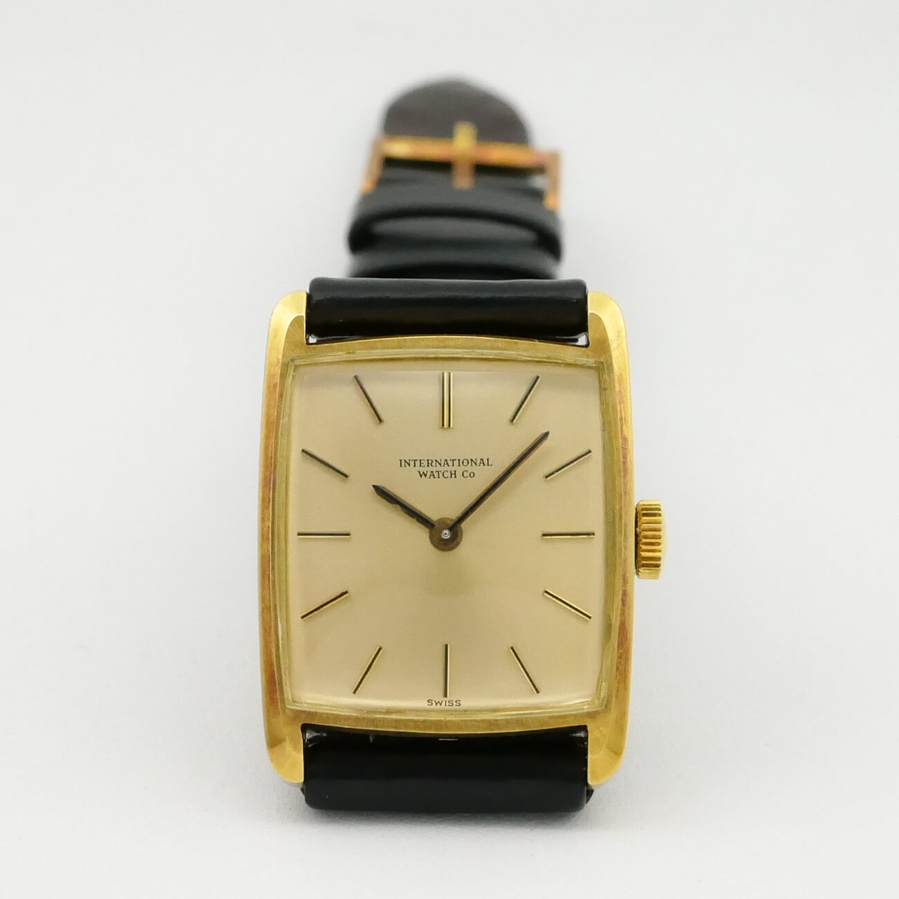 IWC RECTANGLE MODEL