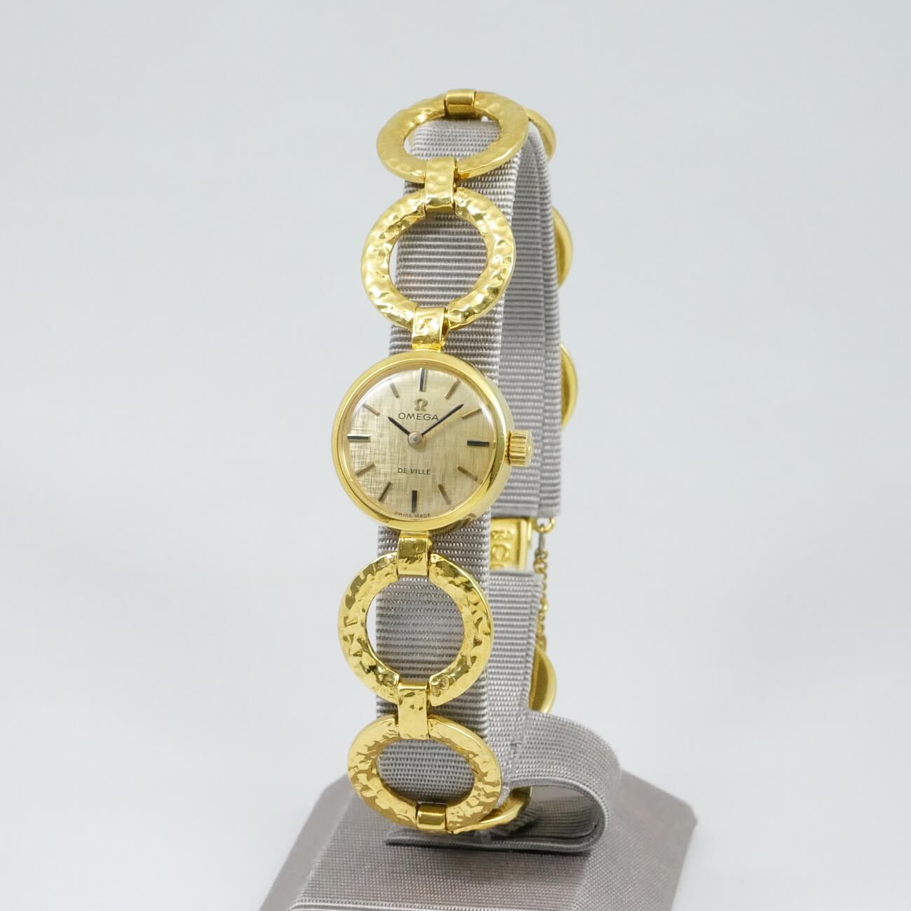 OMEGA DE VILLE