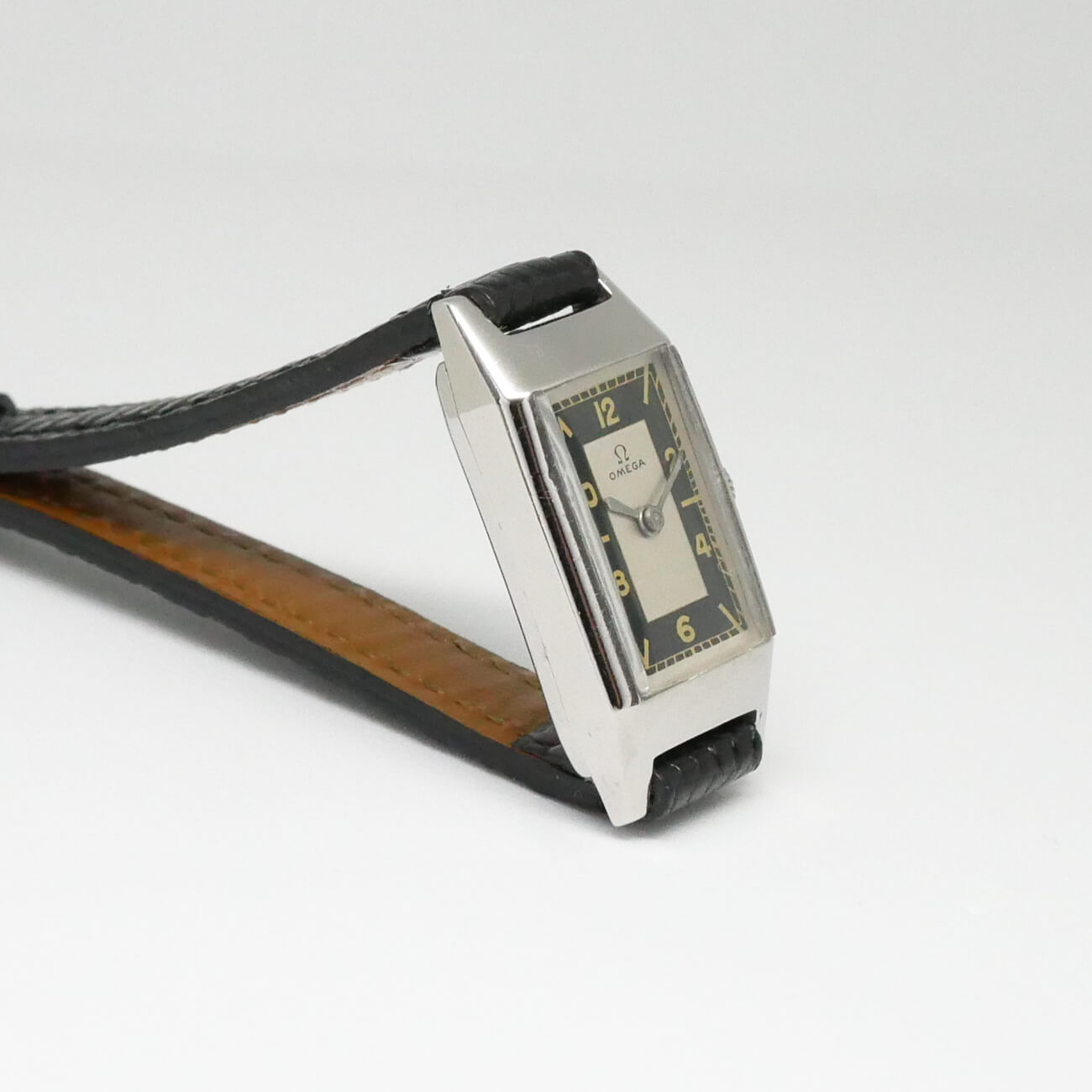 OMEGA ART DECO