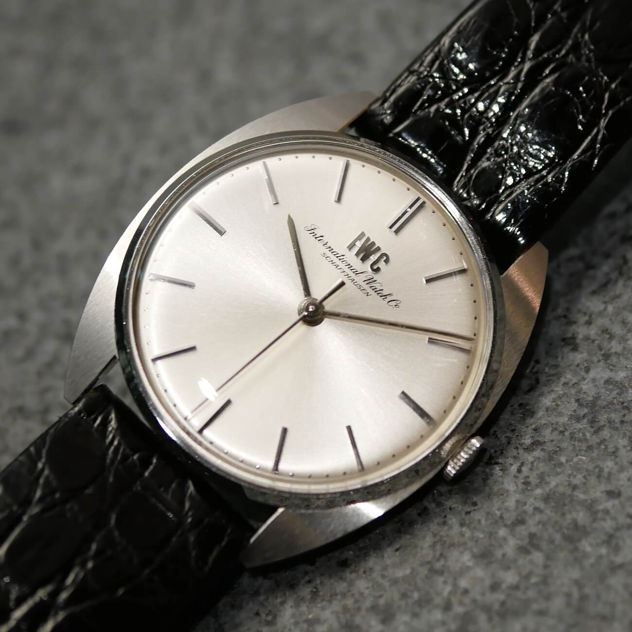 IWC ROUND MODEL