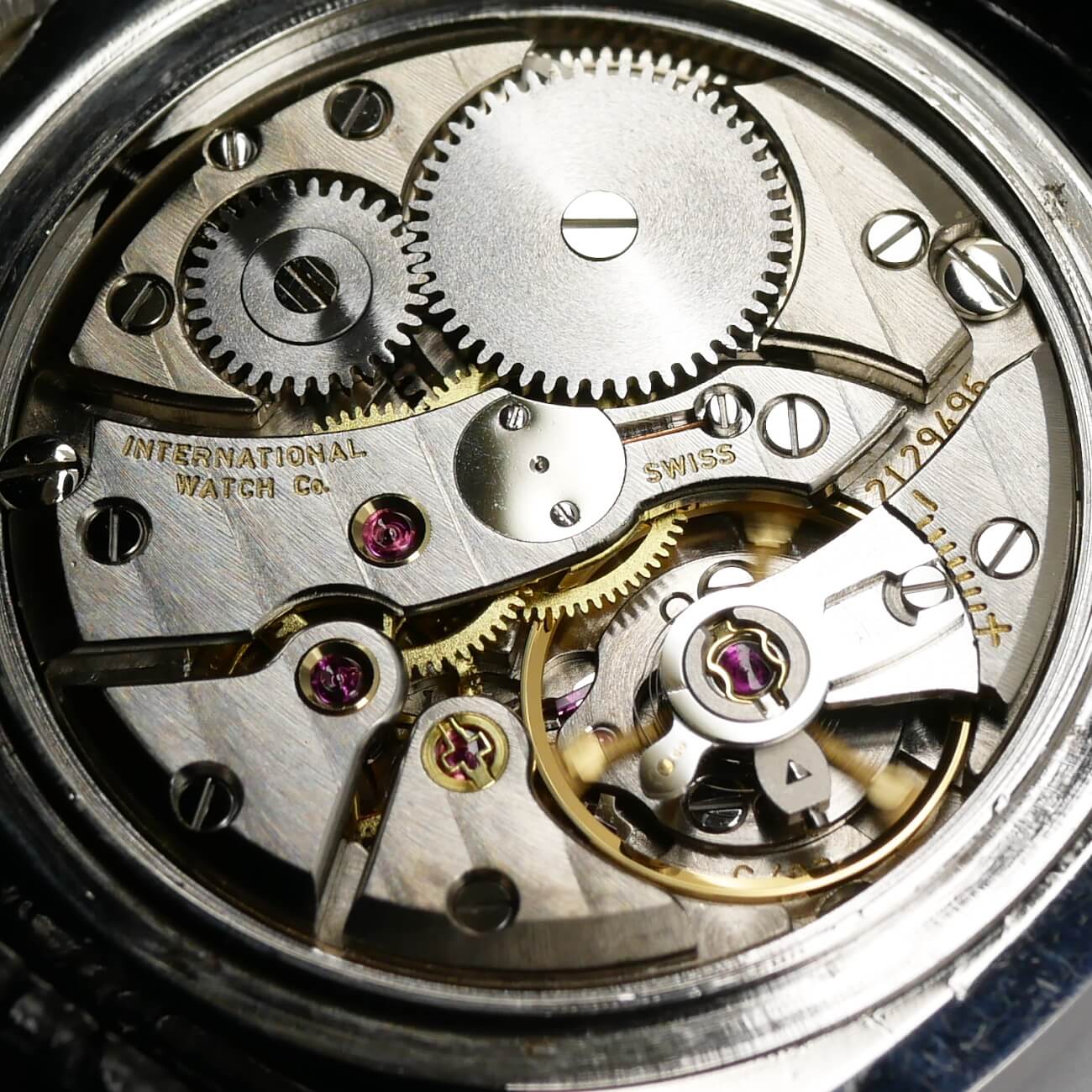 IWC ROUND MODEL