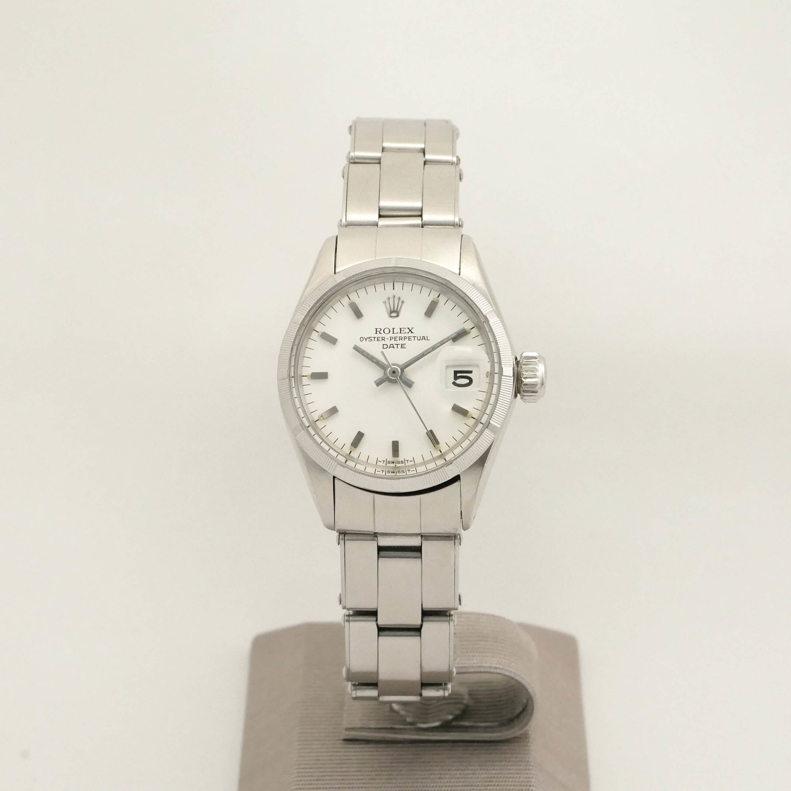 ROLEX OYSTER PERPETUAL DATE