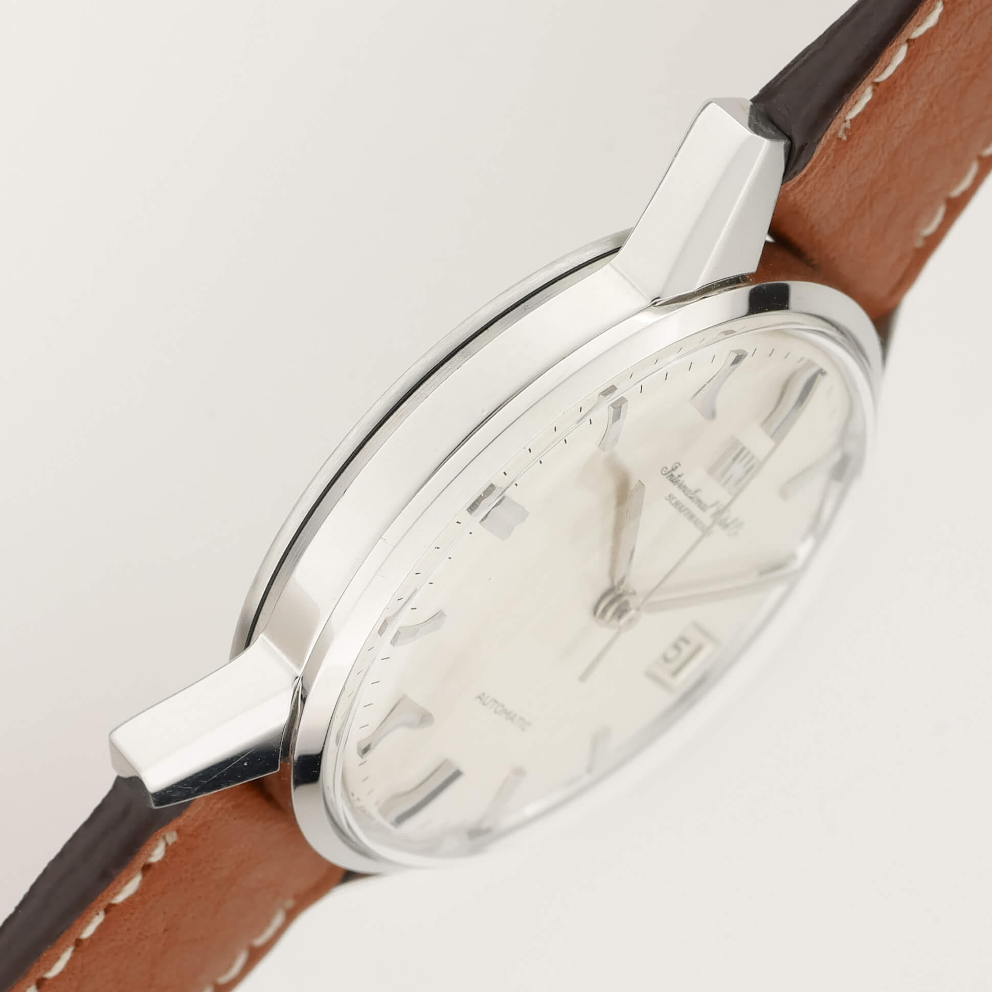 IWC ROUND MODEL