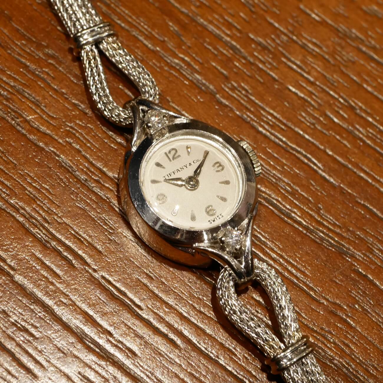 TIFFANY&CO. ROUND MODEL