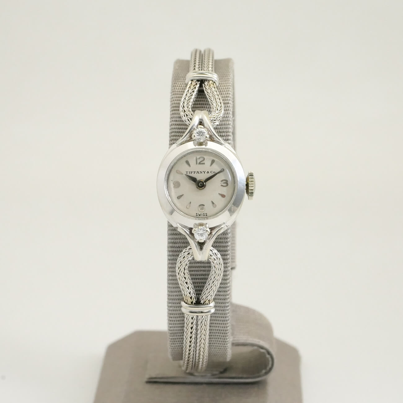 TIFFANY&CO. ROUND MODEL