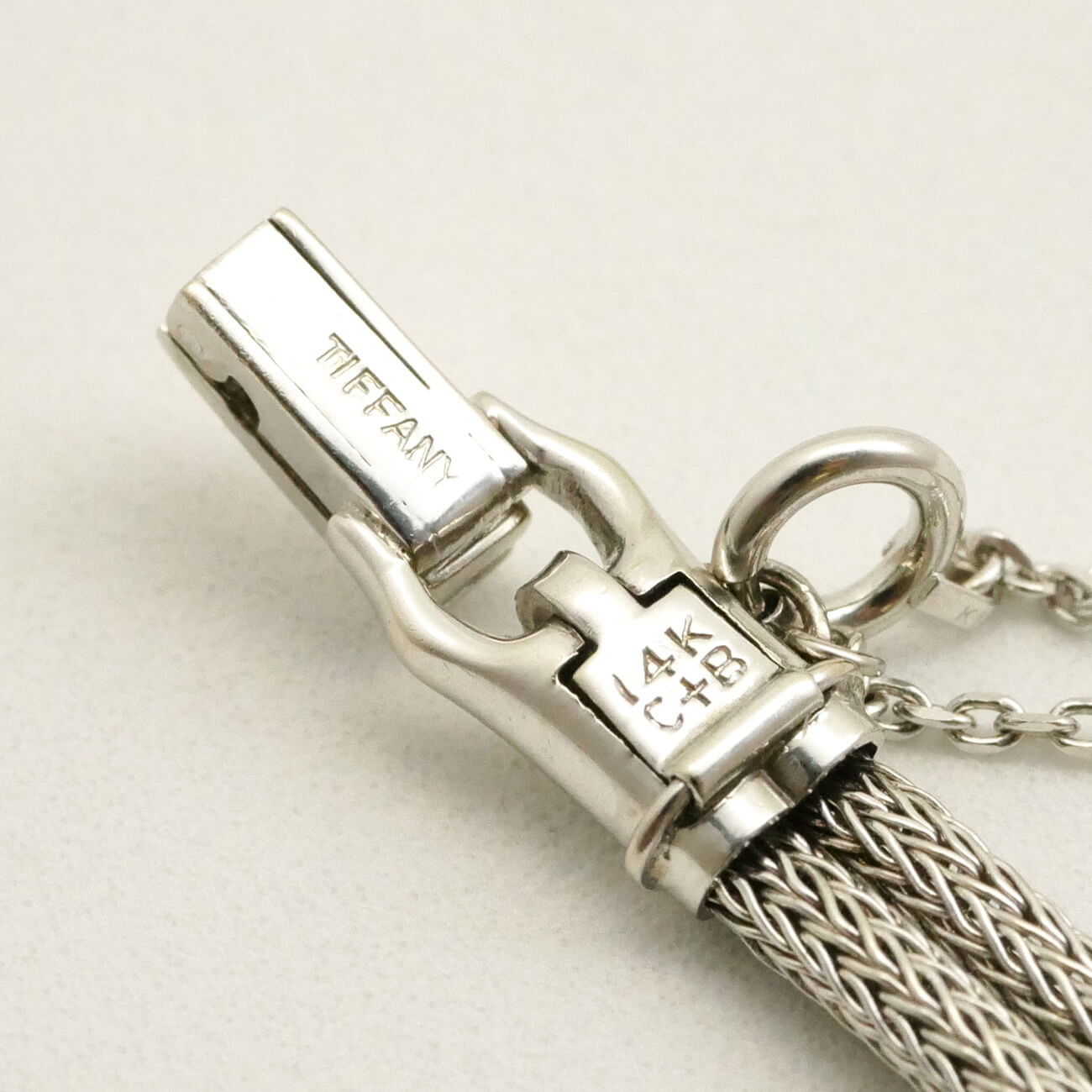 TIFFANY&CO. ROUND MODEL