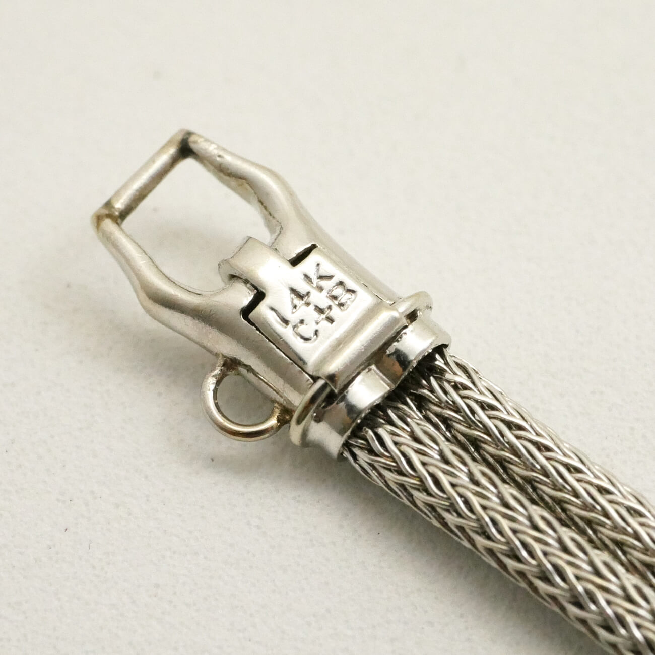 TIFFANY&CO. ROUND MODEL