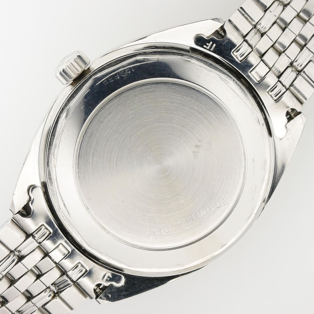 IWC YACHT CLUB
