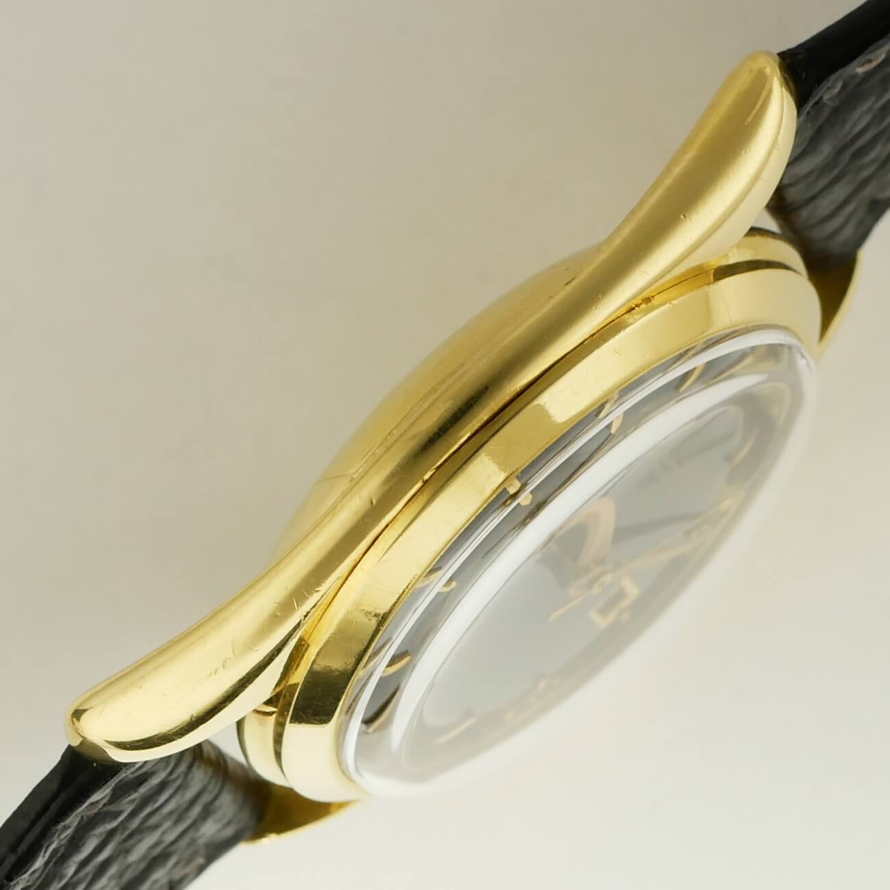 IWC ROUND MODEL