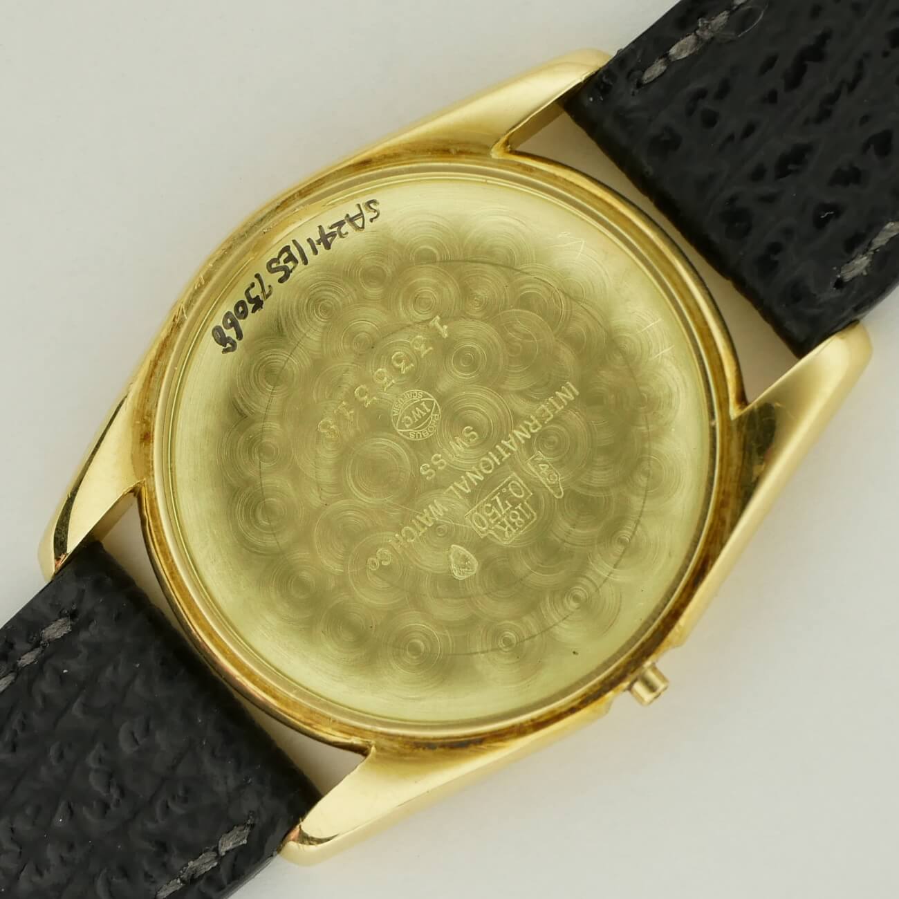 IWC ROUND MODEL