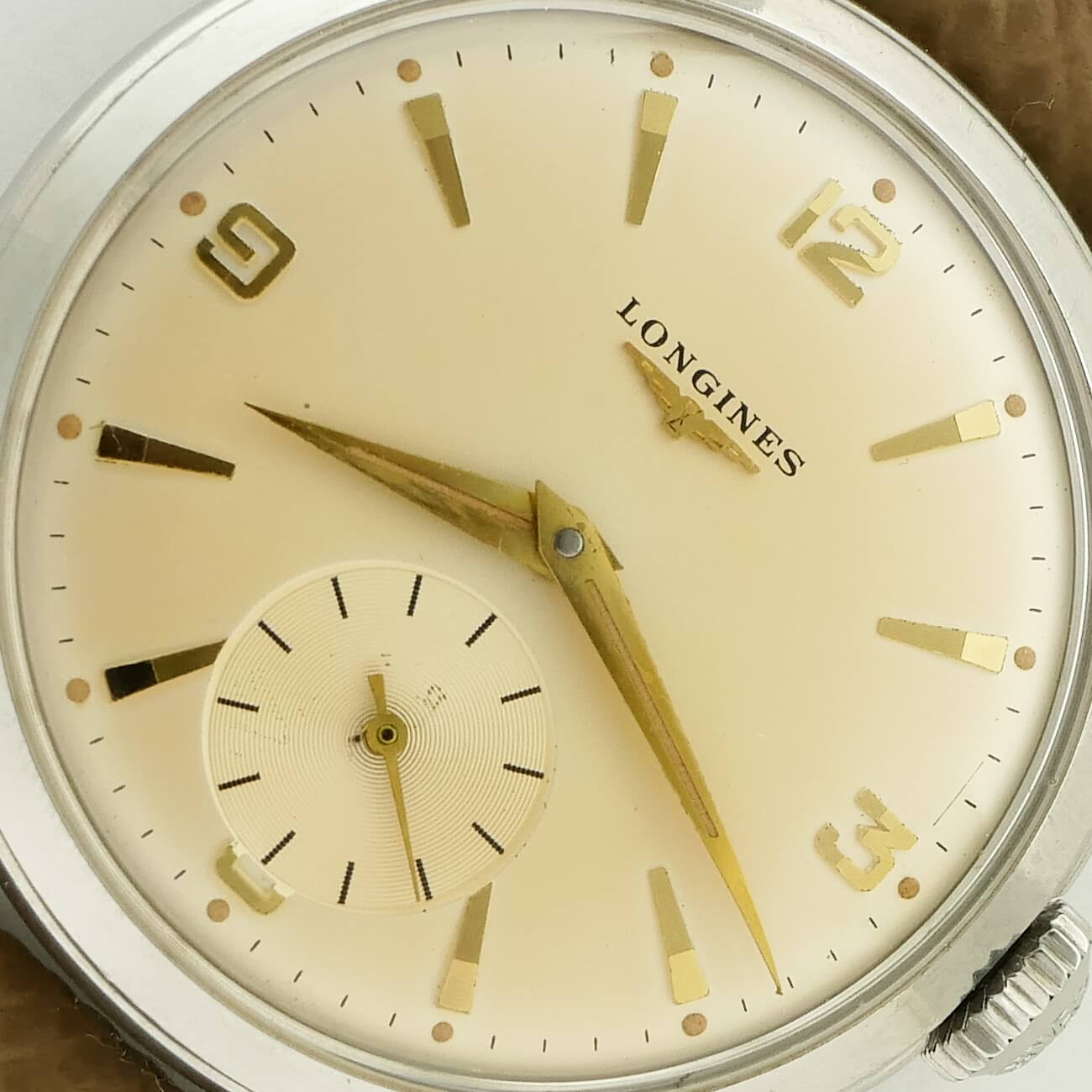 LONGINES ROUND MODEL