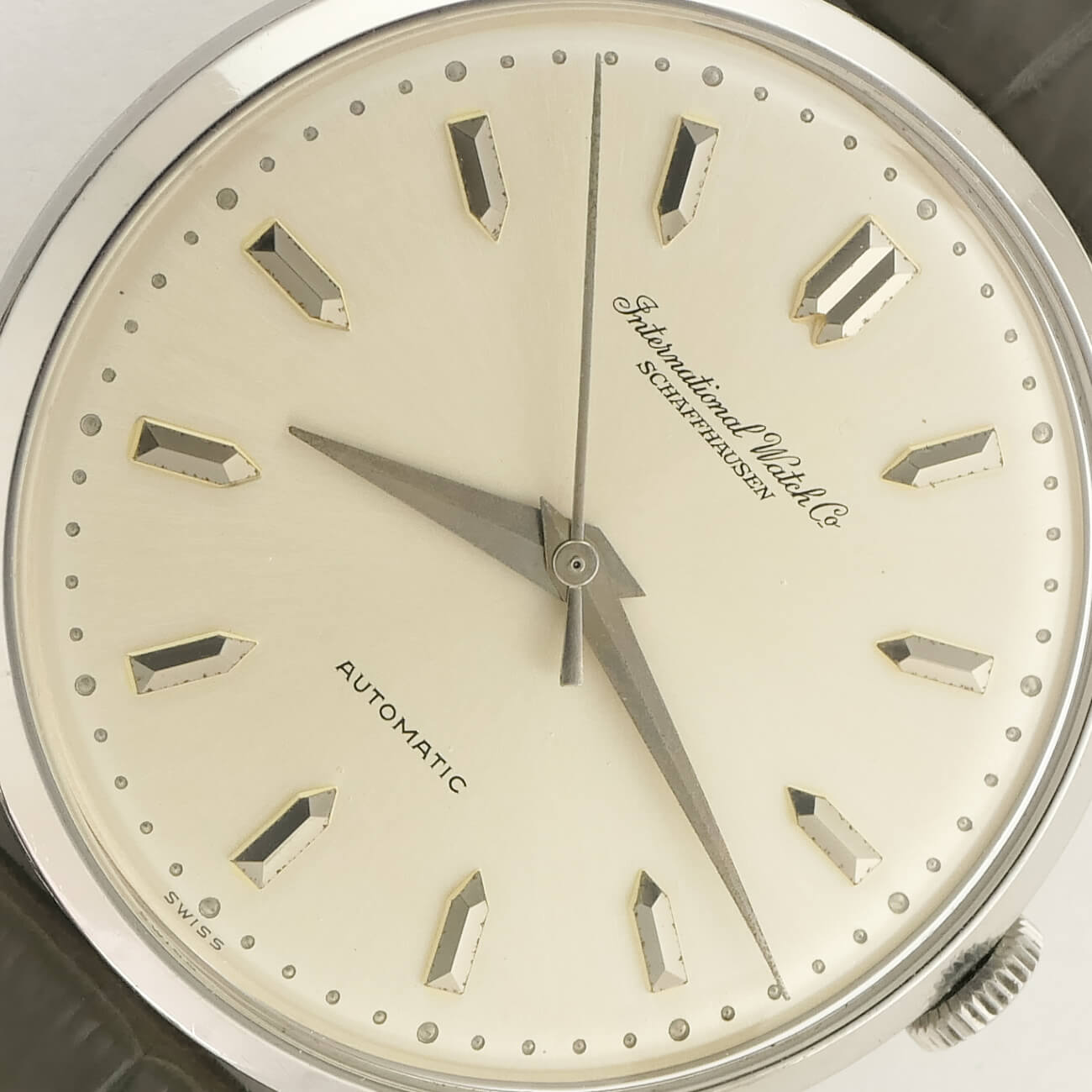 IWC ROUND MODEL