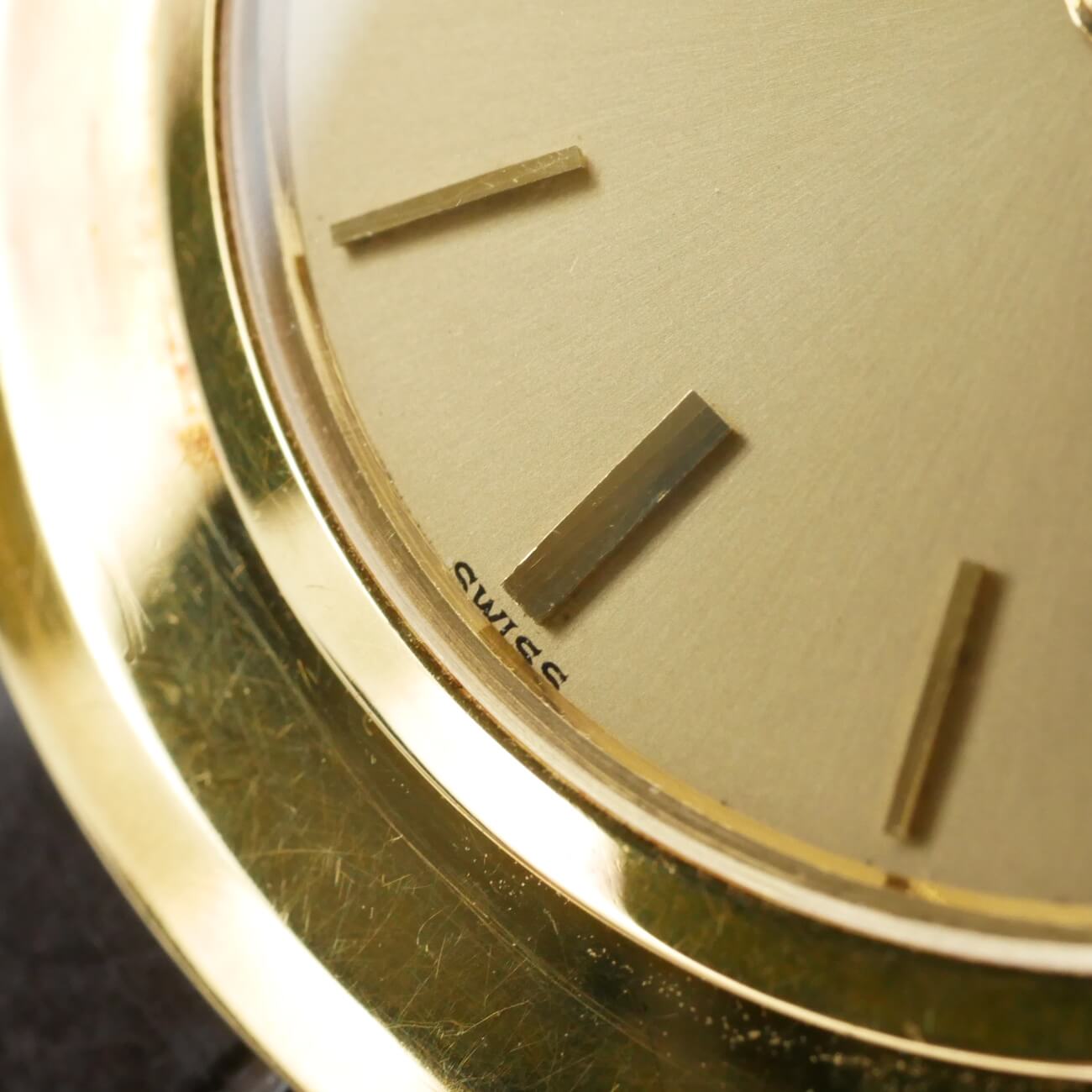 VACHERON & CONSTANTIN ROUND MODEL